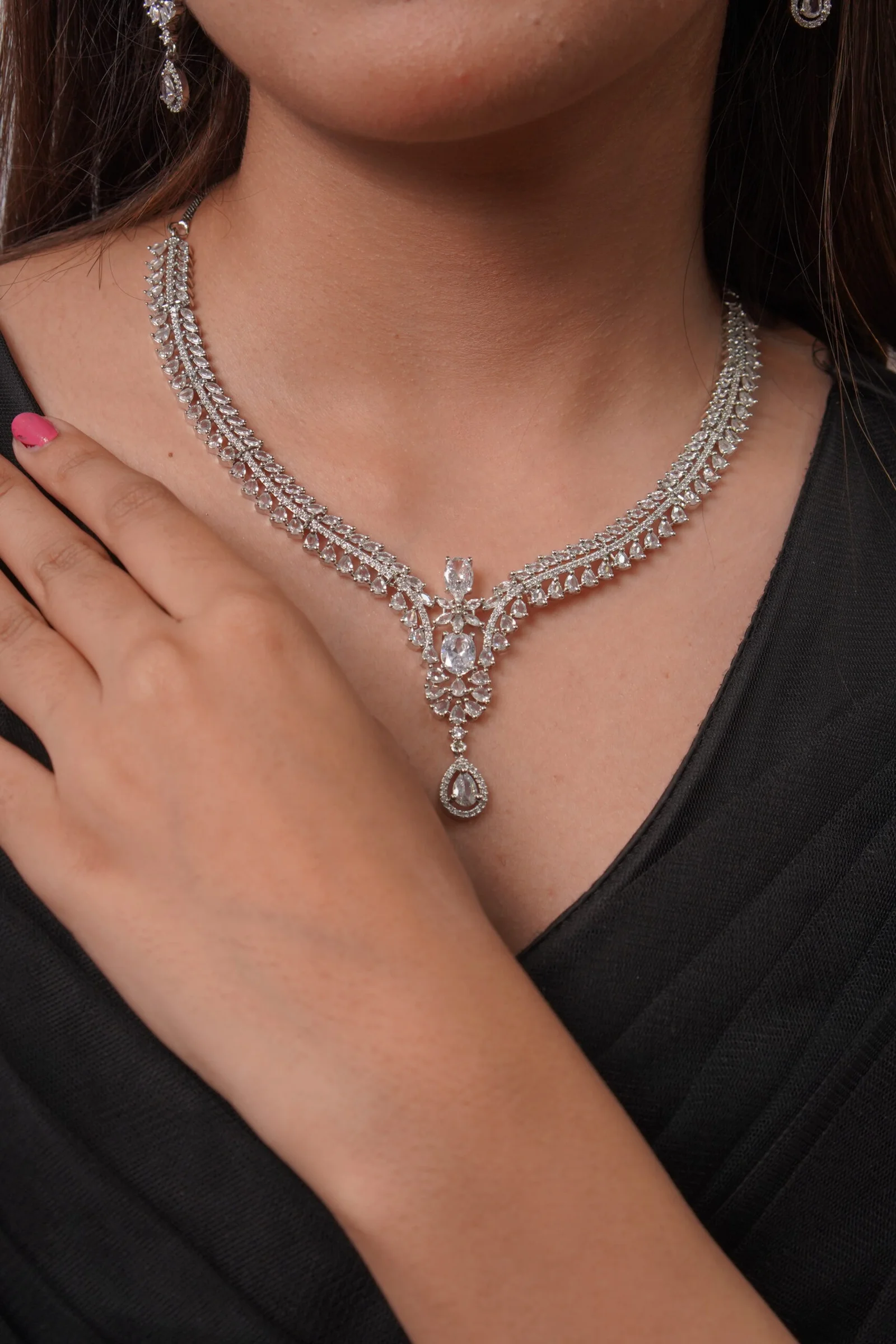 925 Silver Cubic Zirconia V-Neck Floral Bridal Necklace